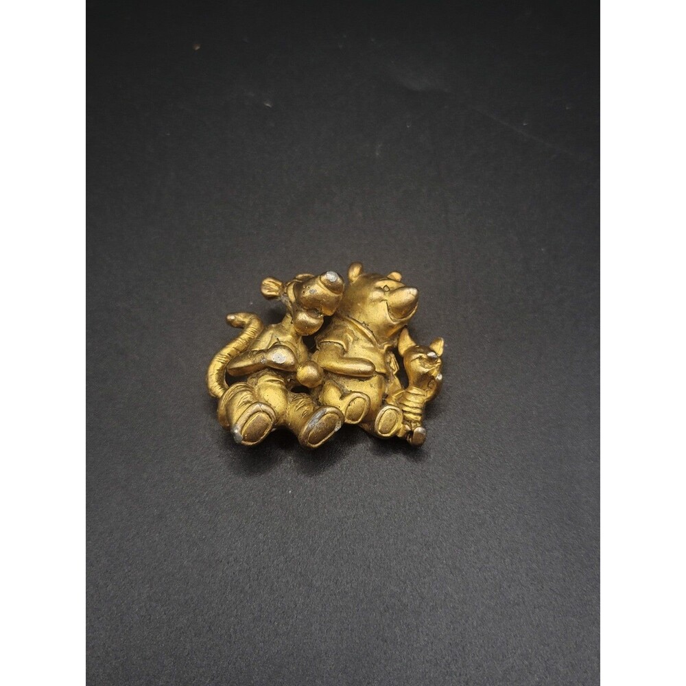 Vintage goldtone Disney Winnie-the-Pooh brooch